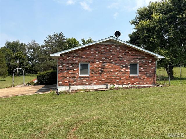 8560 Saffell Road, Bonne Terre, MO 63628