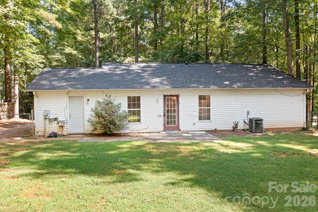 134 Mills Valley Drive, Mooresville, NC 28117
