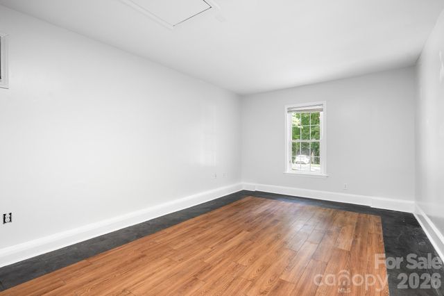 134 Mills Valley Drive, Mooresville, NC 28117