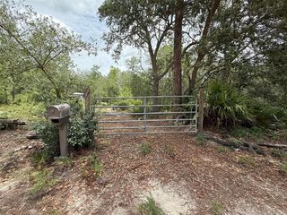 HURLEY, Interlachen, FL 32148