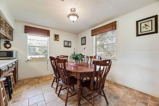 824 Batchler Road, Red Oak, TX 75154