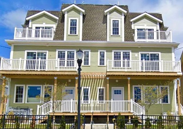 13 Water 2, Framingham, MA 01701