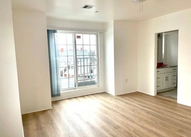 13 Water 2, Framingham, MA 01701