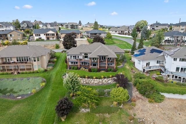8622 E Woodland Park Dr, Spokane, WA 99217