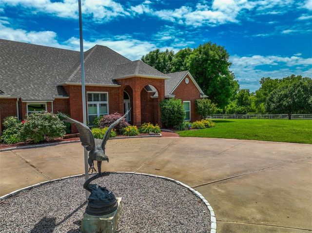 3160 Long Drive, Newcastle, OK 73065