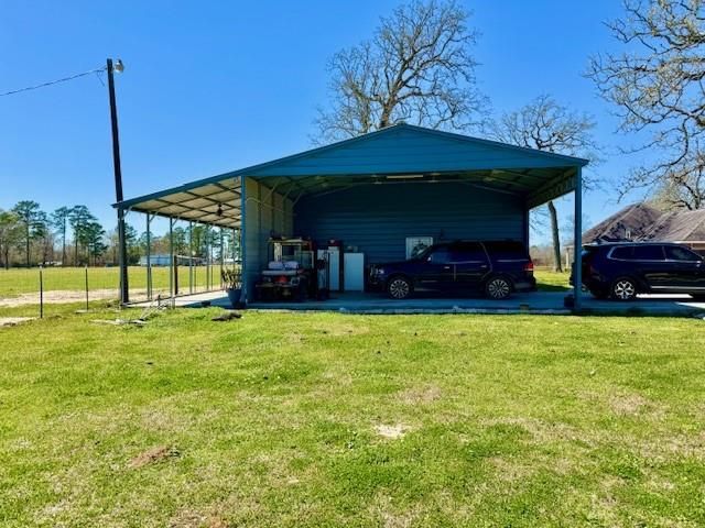 77 Private Road 2102, Liberty, TX 77575