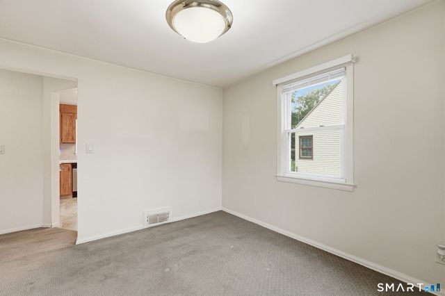 120 White Street, Manchester, CT 06042