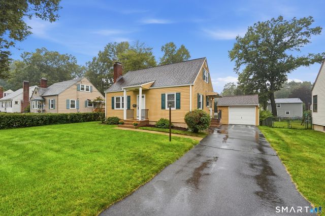 120 White Street, Manchester, CT 06042