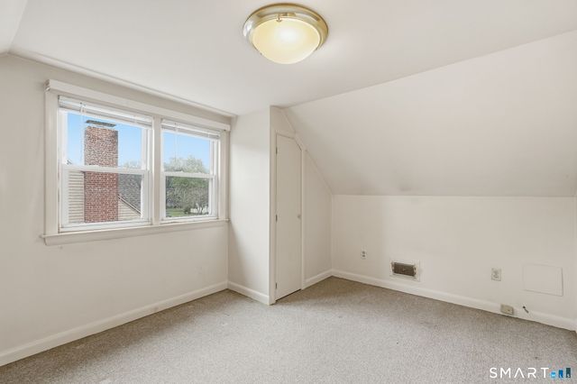 120 White Street, Manchester, CT 06042