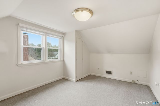 120 White Street, Manchester, CT 06042