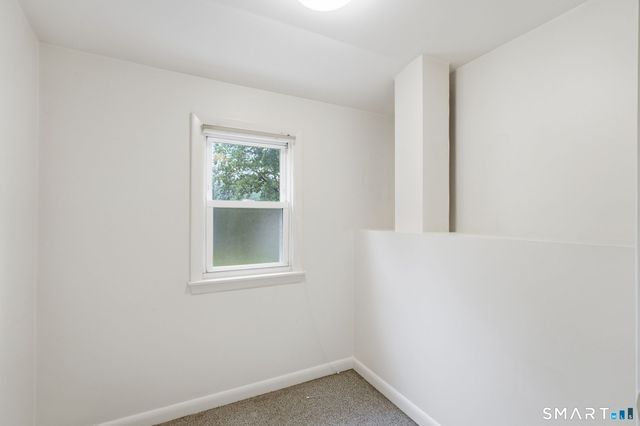 120 White Street, Manchester, CT 06042