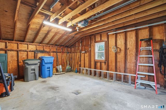120 White Street, Manchester, CT 06042