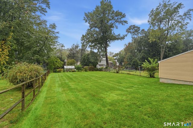 120 White Street, Manchester, CT 06042