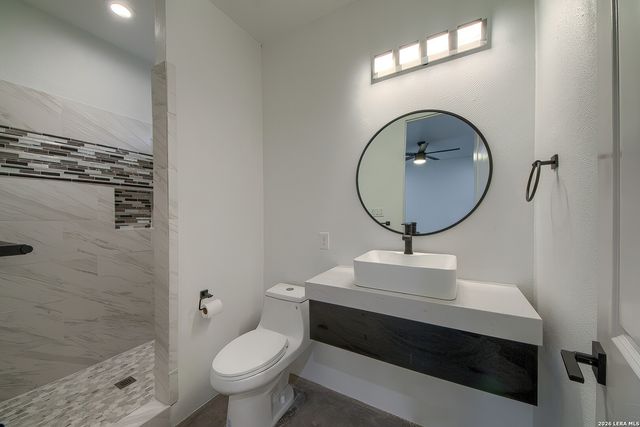 714 MISTY WATER LN, San Antonio, TX 78260