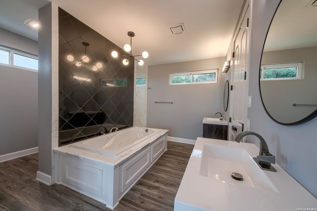 714 MISTY WATER LN, San Antonio, TX 78260