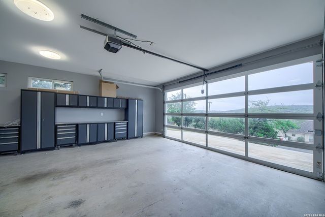 714 MISTY WATER LN, San Antonio, TX 78260