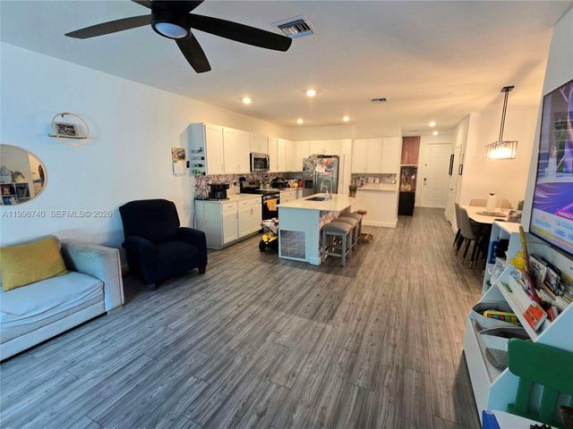 4591 Hollister Ave 4591, Lake Worth, FL 33463