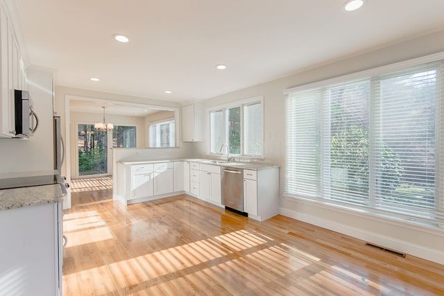 264 Country Way, Needham, MA 02492