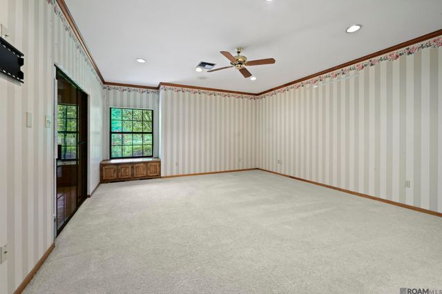 14220 Pinehurst Ave, Baton Rouge, LA 70817