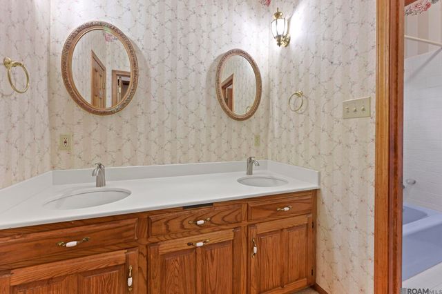 14220 Pinehurst Ave, Baton Rouge, LA 70817