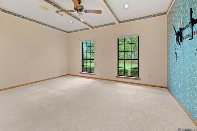 14220 Pinehurst Ave, Baton Rouge, LA 70817