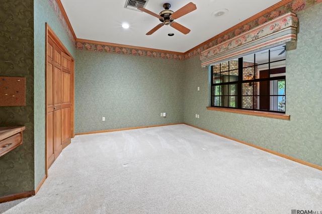 14220 Pinehurst Ave, Baton Rouge, LA 70817