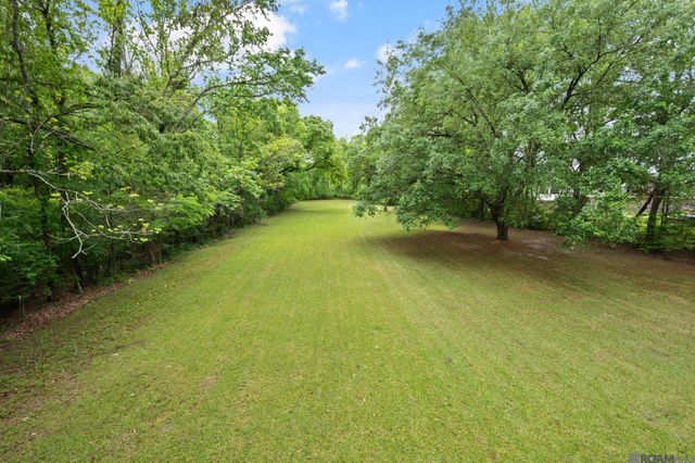 14220 Pinehurst Ave, Baton Rouge, LA 70817