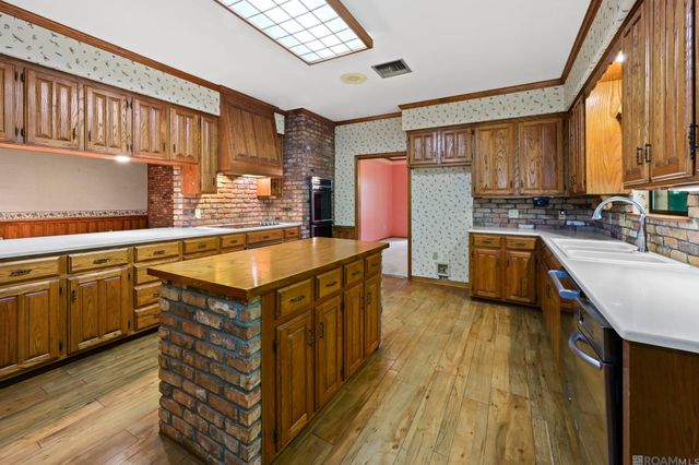 14220 Pinehurst Ave, Baton Rouge, LA 70817