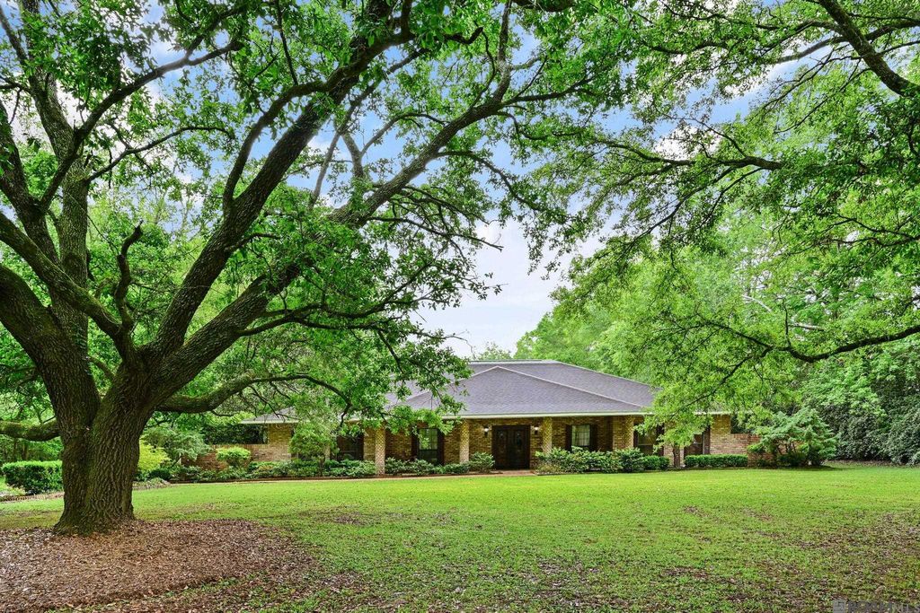 14220 Pinehurst Ave, Baton Rouge, LA 70817