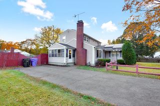 161 Fernbank Road, Springfield, MA 01129
