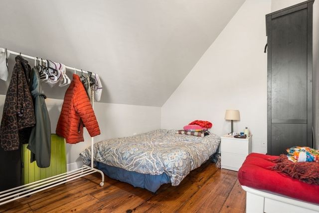 8 Seven Pines Ave 2, Cambridge, MA 02140