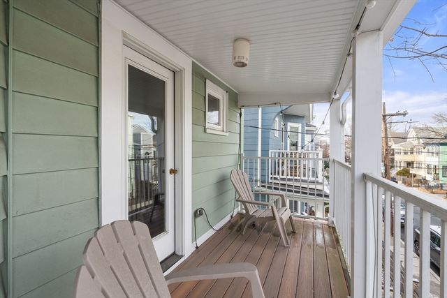 8 Seven Pines Ave 2, Cambridge, MA 02140