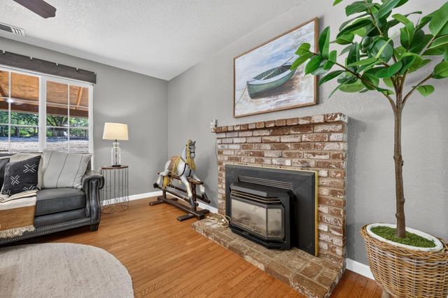 2648 Golden Fawn Trl, Shingle Springs, CA 95682