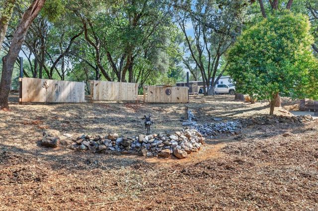 2648 Golden Fawn Trl, Shingle Springs, CA 95682