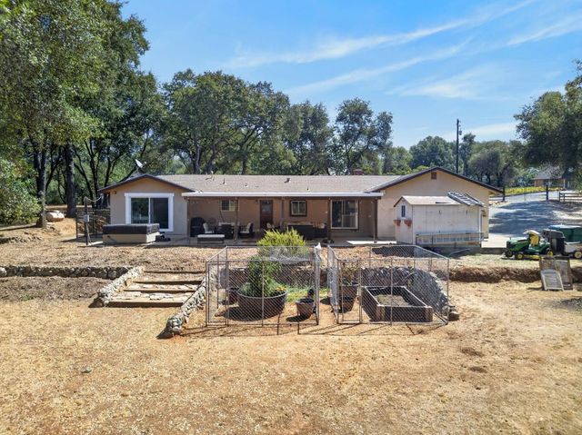 2648 Golden Fawn Trl, Shingle Springs, CA 95682