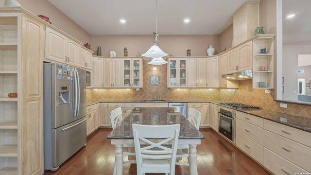 2263 Stratford Grace, New Braunfels, TX 78130