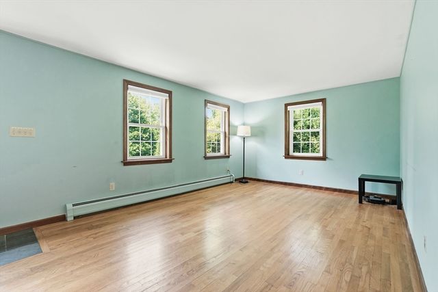 590 Middle St., Amherst, MA 01002