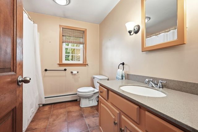 590 Middle St., Amherst, MA 01002