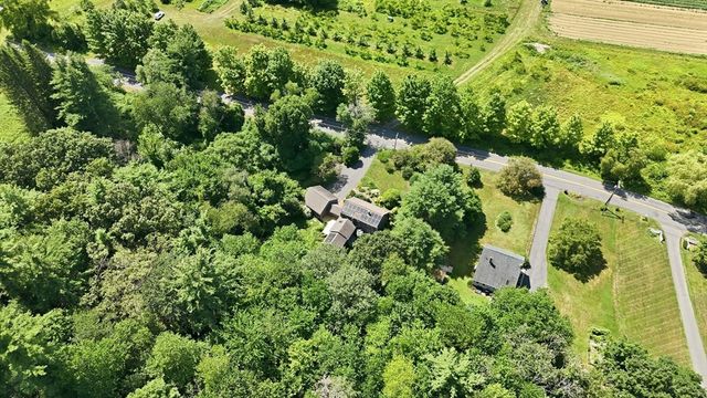590 Middle St., Amherst, MA 01002