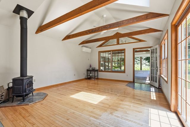590 Middle St., Amherst, MA 01002
