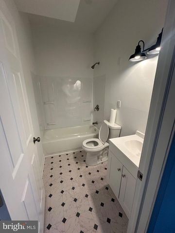 141 S AUGUSTA AVE, Baltimore, MD 21229