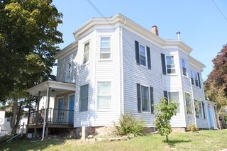 78 Grove St, Gloucester, MA 01930