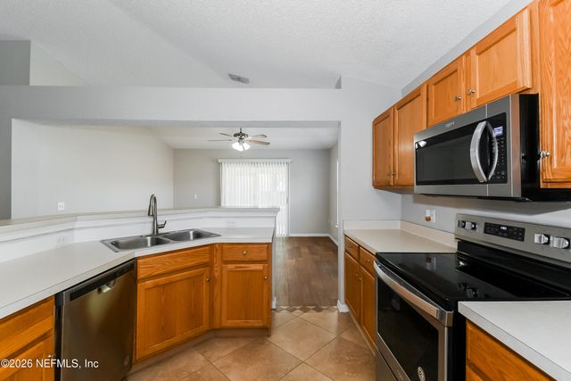 3420 GLENN HOLLOW Court, Jacksonville, FL 32226