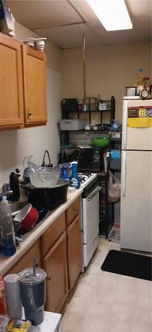 210 W 5th Street, Pittsburg, KS 66762