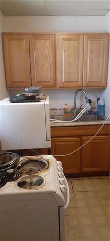 210 W 5th Street, Pittsburg, KS 66762