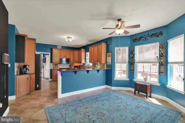 22 SHELLY DR, Reading, PA 19608