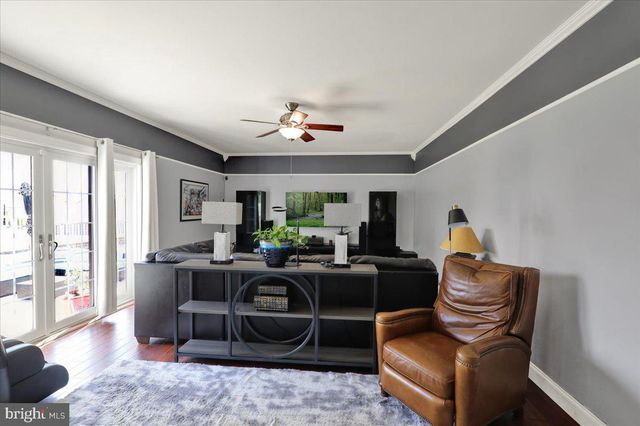 22 SHELLY DR, Reading, PA 19608