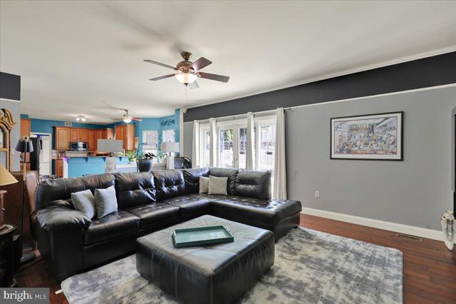 22 SHELLY DR, Reading, PA 19608