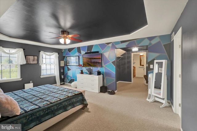 22 SHELLY DR, Reading, PA 19608