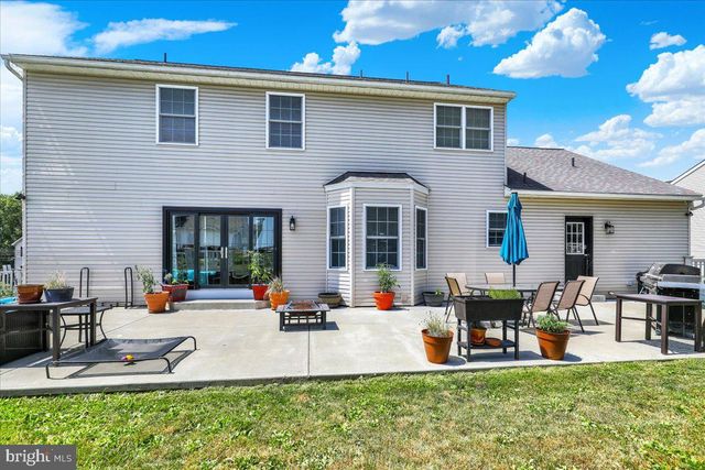 22 SHELLY DR, Reading, PA 19608